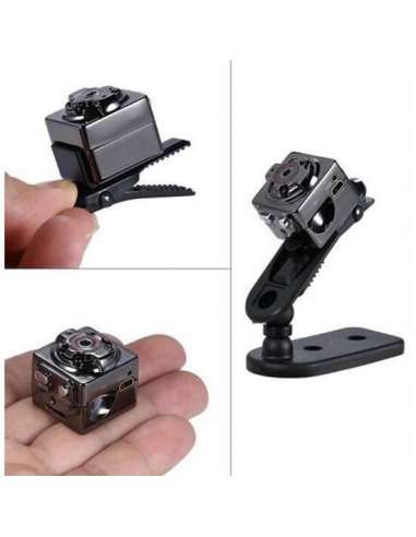 Petite caméra de surveillance cube...